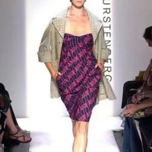 Diane Von Furstenberg Mazzotta Pink & Navy Strapless Dress